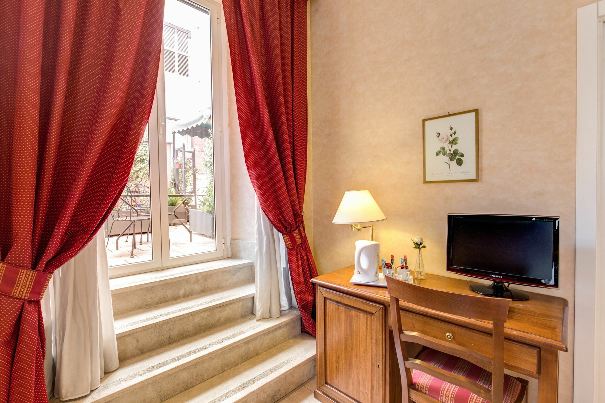 Wrh Suites Róma Kültér fotó